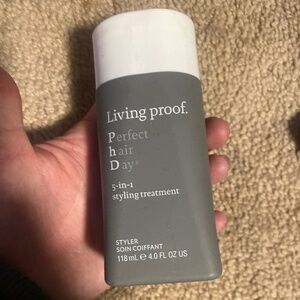 Living proof 5 in 1 styling treatment brand new